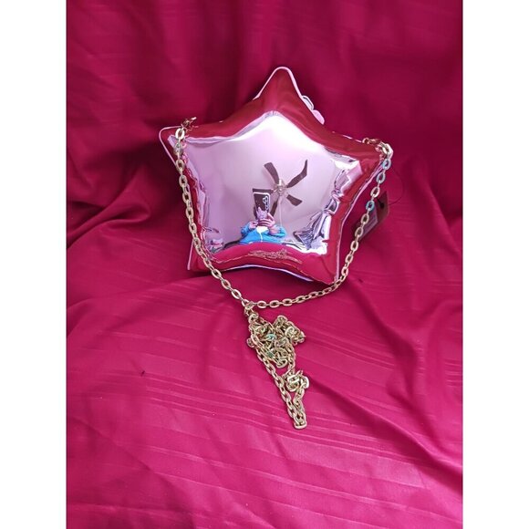 Hello 3AM Star-Shaped Metallic Pink Purse With Gold Chain Strap - Picture 4 of 10